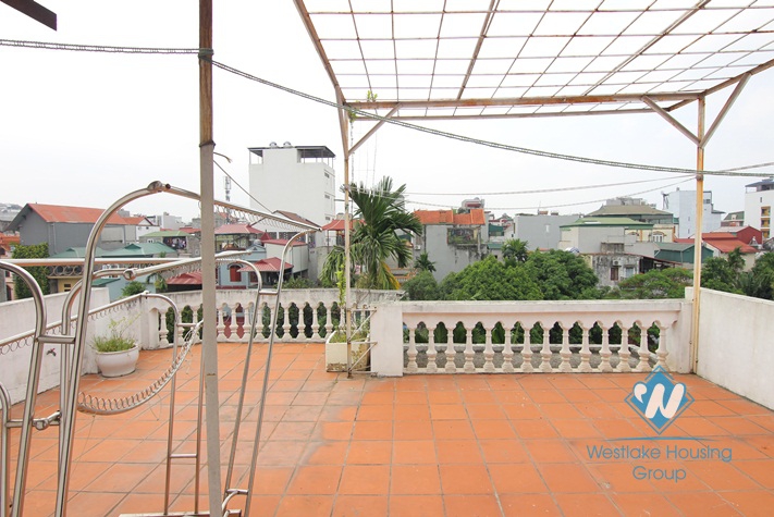 Green house for rent in Tay Ho, Ha Noi