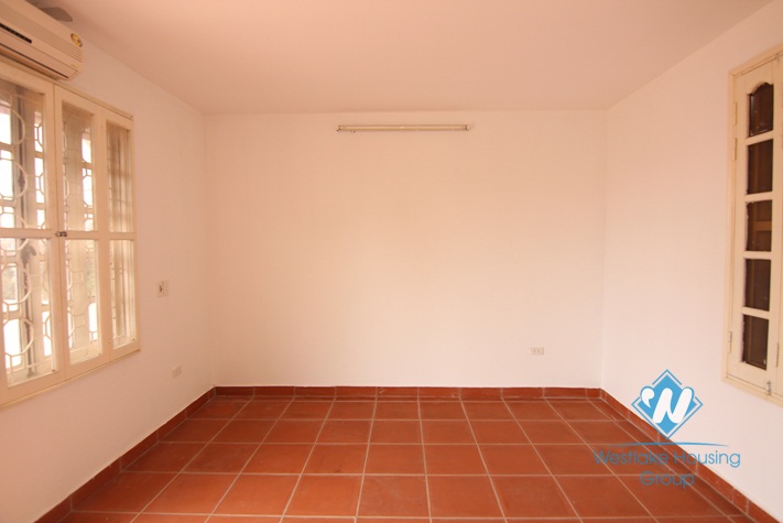 Green house for rent in Tay Ho, Ha Noi