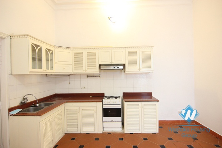 Green house for rent in Tay Ho, Ha Noi