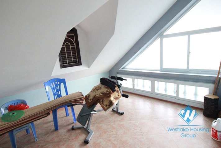 Spacious house for rent in Lac Long Quan Street, Tay Ho District, Hanoi