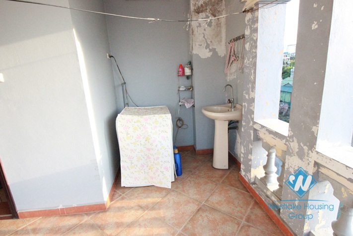 Spacious house for rent in Lac Long Quan Street, Tay Ho District, Hanoi