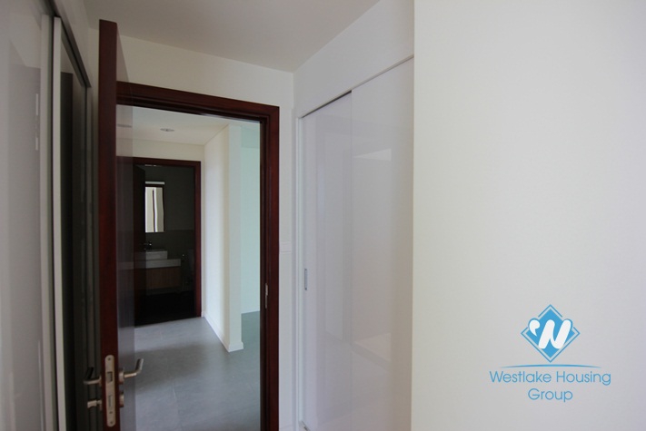Lake view-Brand new apartment for rent in Tay Ho area-Watermark Building