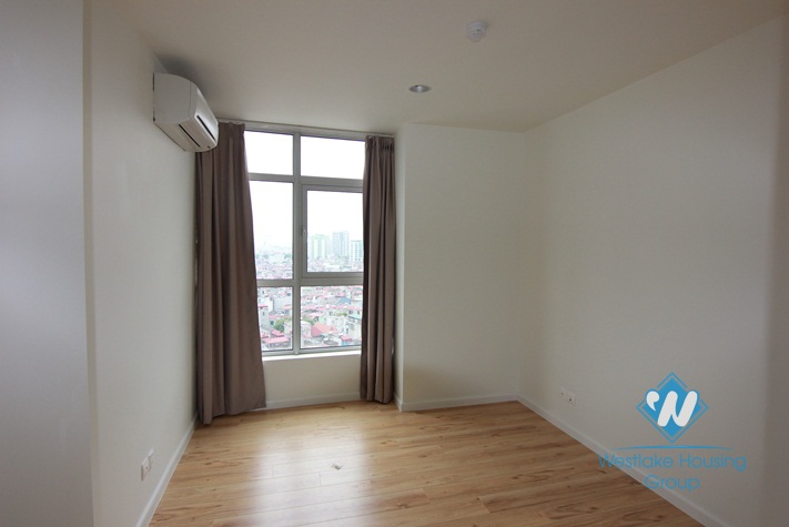 Lake view-Brand new apartment for rent in Tay Ho area-Watermark Building
