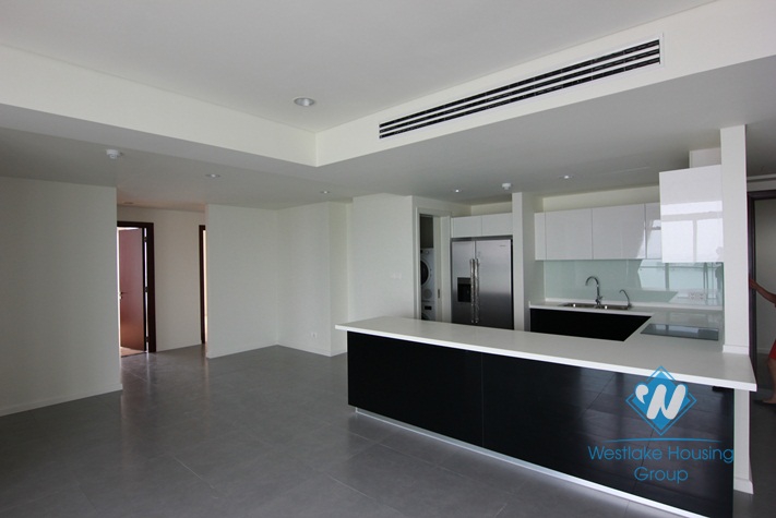 Lake view-Brand new apartment for rent in Tay Ho area-Watermark Building
