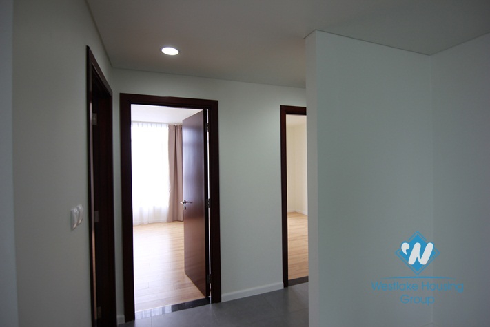 Lake view-Brand new apartment for rent in Tay Ho area-Watermark Building