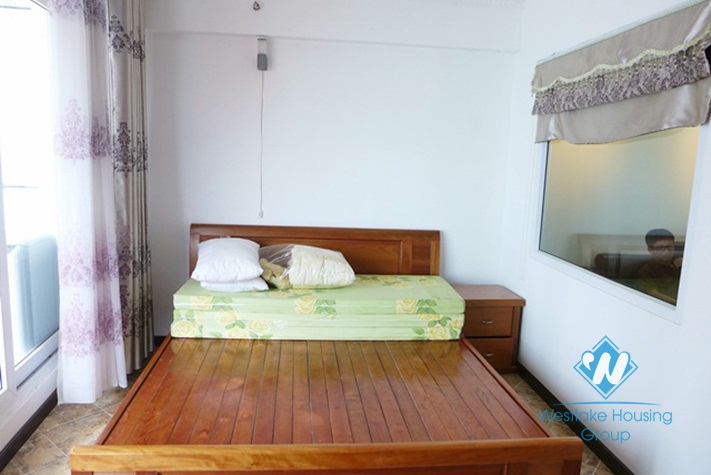 Separate 01 bedroom apartment for rent in Lac Long Quan St, Tay Ho District, Hanoi