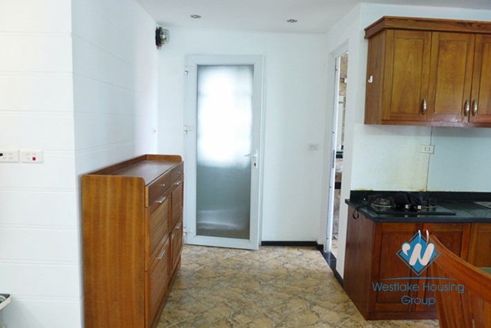 Separate 01 bedroom apartment for rent in Lac Long Quan St, Tay Ho District, Hanoi