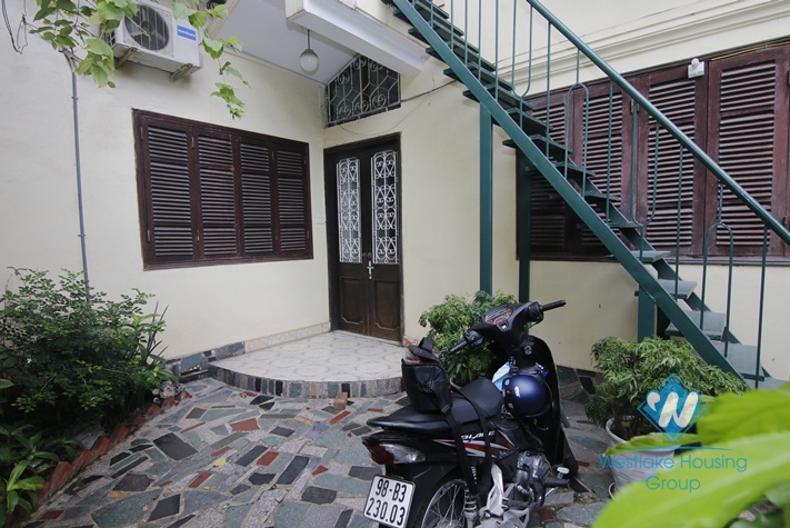 Three bedrooms house in Hoang Hoa Tham street, Ba Dinh district, Ha Noi.