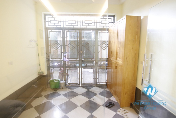 A 4 bedroom house for rent in Ba Dinh, near Lotter Tower