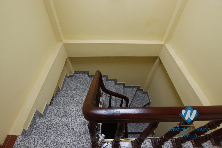 A 4 bedroom house for rent in Ba Dinh, near Lotter Tower