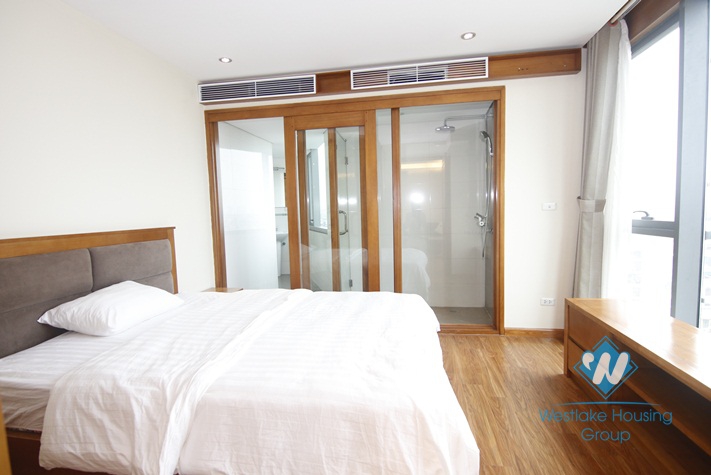 An stunning beautiful apartment for rent on Doi Can, Ba Dinh