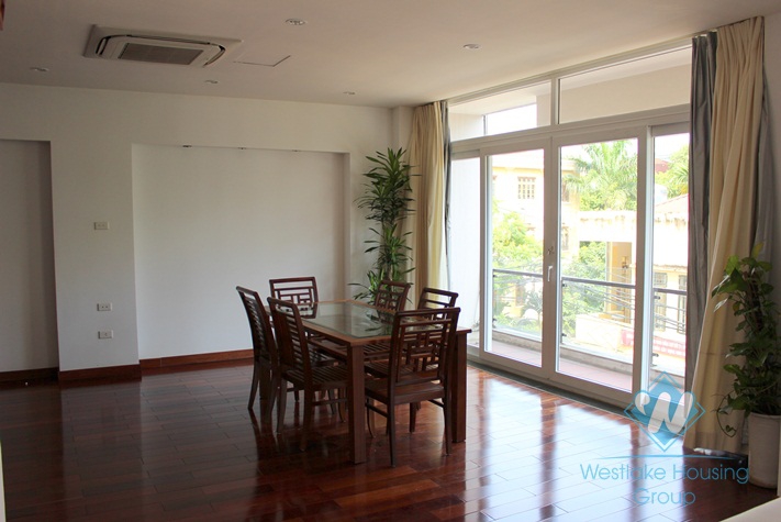 Beautiful and modern apartment with 02 bedrooms for lease in Tay Ho.