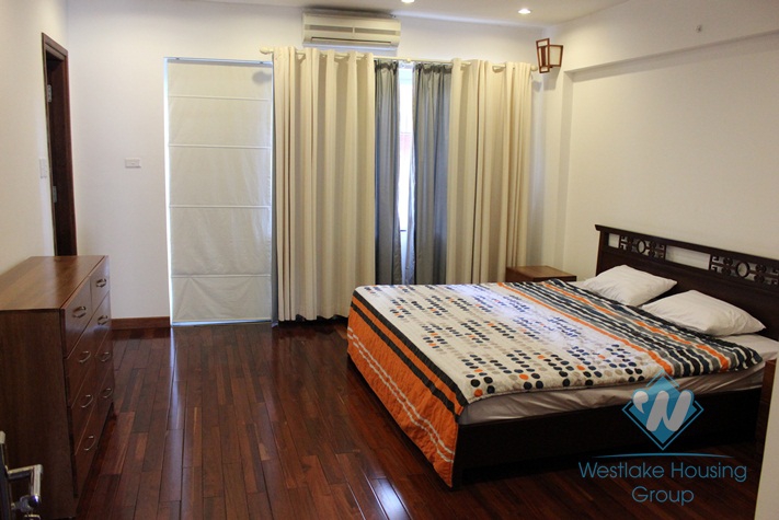 Beautiful and modern apartment with 02 bedrooms for lease in Tay Ho.