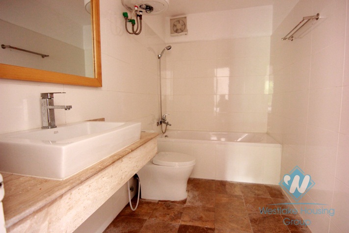 House with small garden and yard for lease in Nghi Tam Village, Tay Ho, Ha  Noi