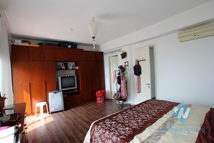 Big size apartment for rent in Ciputra, G Tower