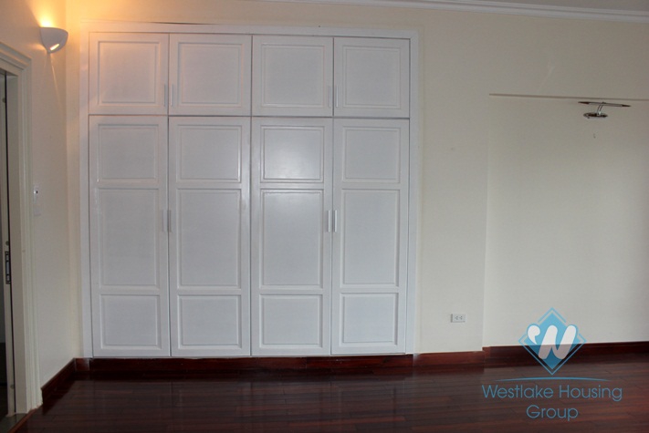 Nice house with swimming pool for rent in Tay ho District.