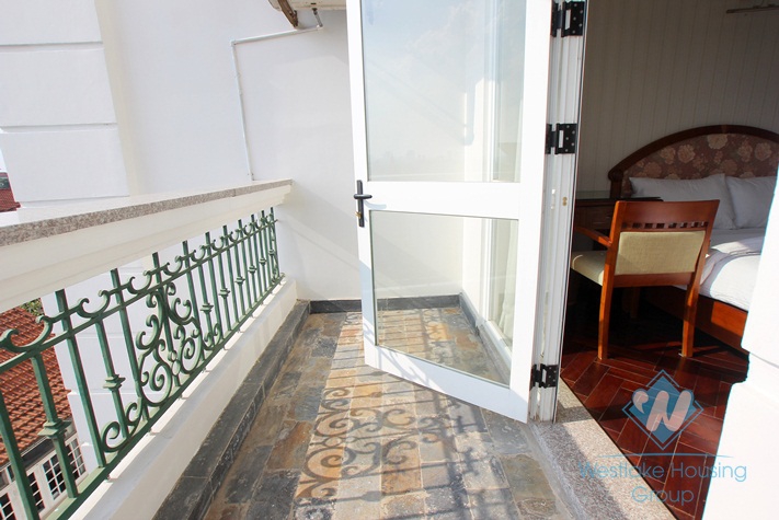 Beautiful serviced apartment for rent in Tay Ho District, Ha Noi