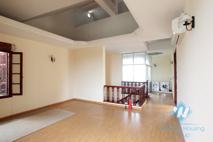 Cosy house for rent in To Ngoc Van St, Tay Ho, Ha Noi