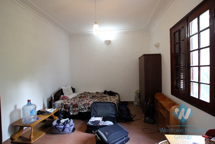 Nice house with big yard for lease in Dang Thai Mai st, Tay Ho, Ha Noi