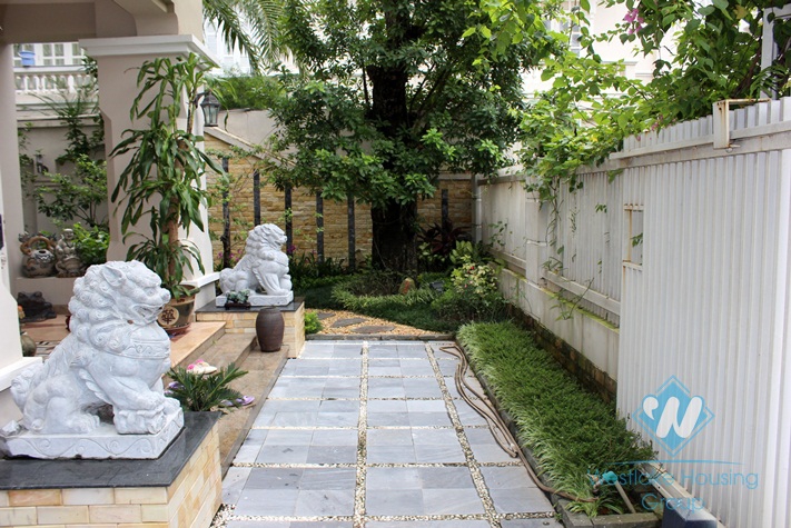 Luxury house for rent in Ciputra