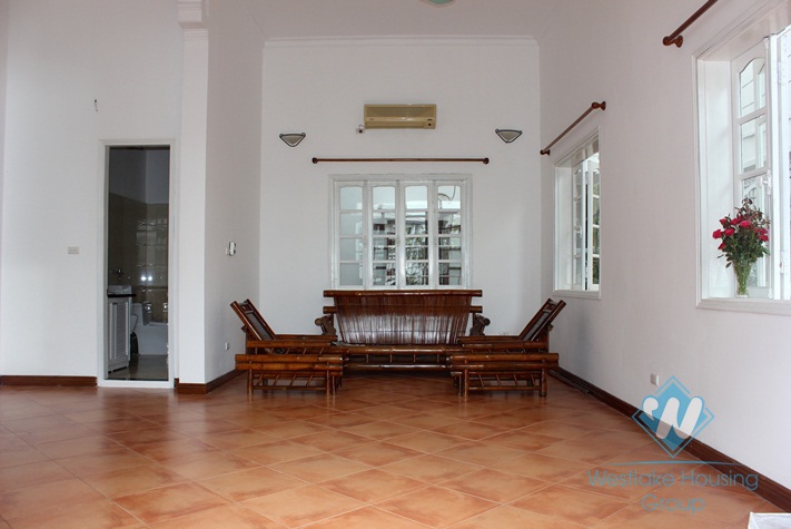 Lake view, Nice house for rent in Tay Ho.
