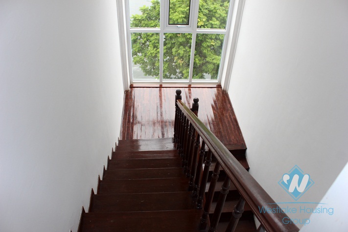 Lake view, Nice house for rent in Tay Ho.