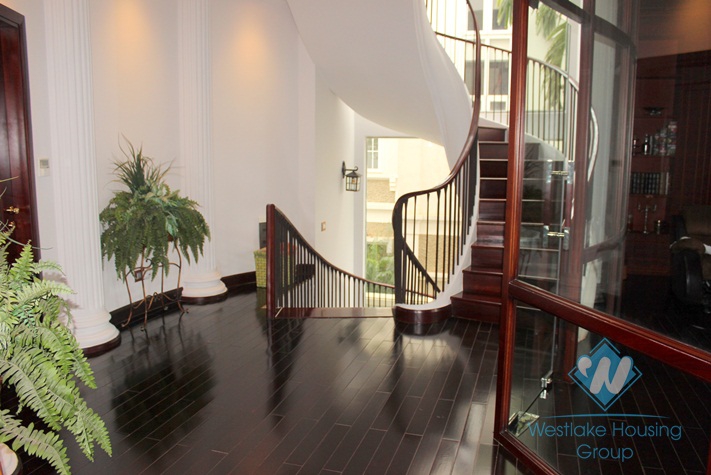 High quality house with modern furniture for lease in Ciputra, Tay Ho, Hanoi