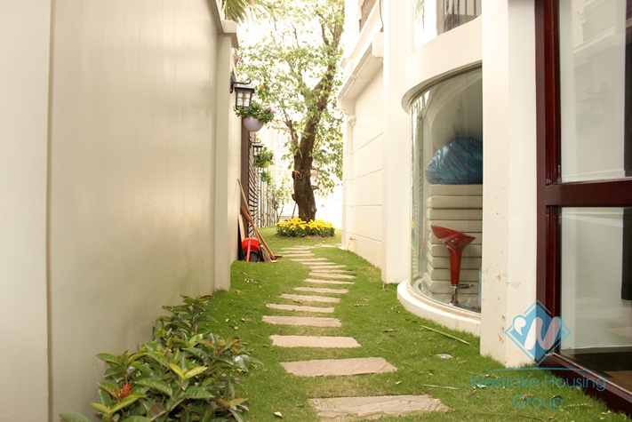 High quality house with modern furniture for lease in Ciputra, Tay Ho, Hanoi