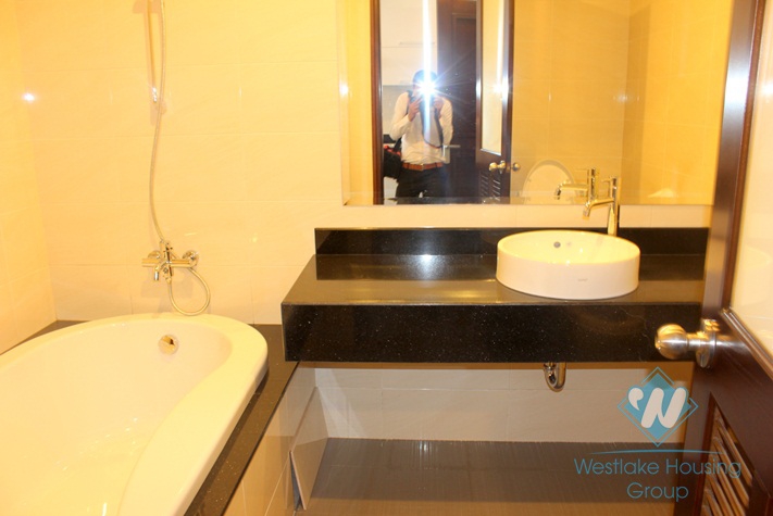 Modern studio for rent in Elegant Suit Dang Thai Mai, Tay Ho, Ha Noi