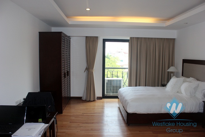 Modern studio for rent in Elegant Suit Dang Thai Mai, Tay Ho, Ha Noi
