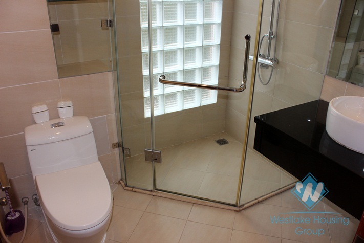 01 bedroom apartment for rent in Tay Ho, Ha Noi.