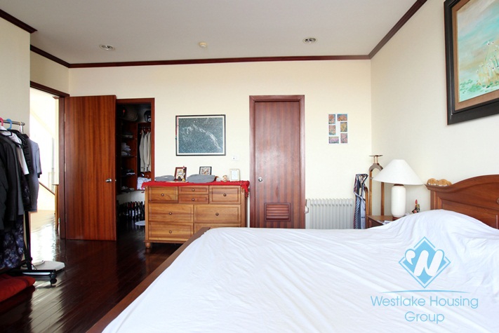 Stunning duplex apartment with lake view in Xuan Dieu street