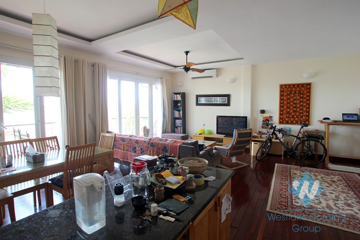 Spacious lake front apartment for rent on Quang Khanh, Tay Ho