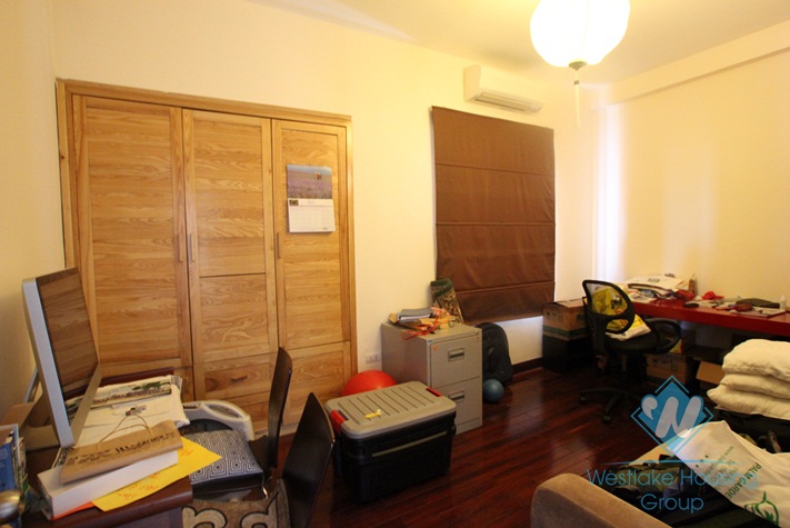 Spacious lake front apartment for rent on Quang Khanh, Tay Ho