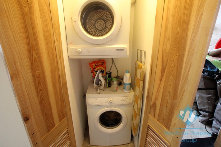 Spacious lake front apartment for rent on Quang Khanh, Tay Ho