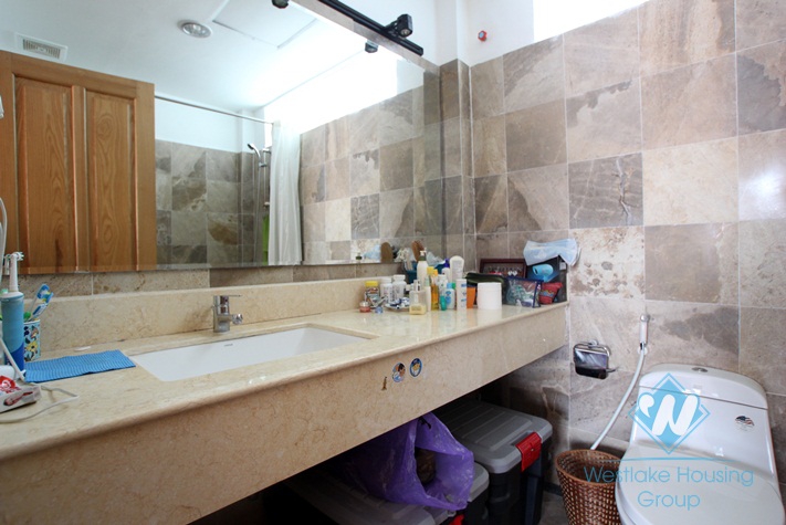 Spacious lake front apartment for rent on Quang Khanh, Tay Ho