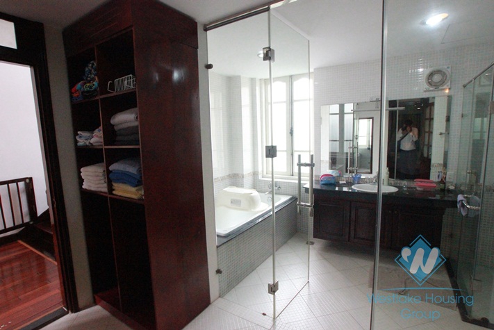 Quality house with swimming pool for rent in Tay Ho area