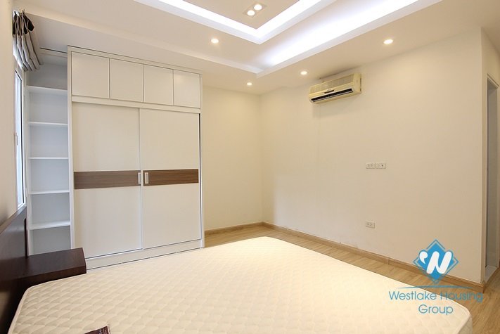 Lake view and modern apartment for rent in Tay Ho district 
