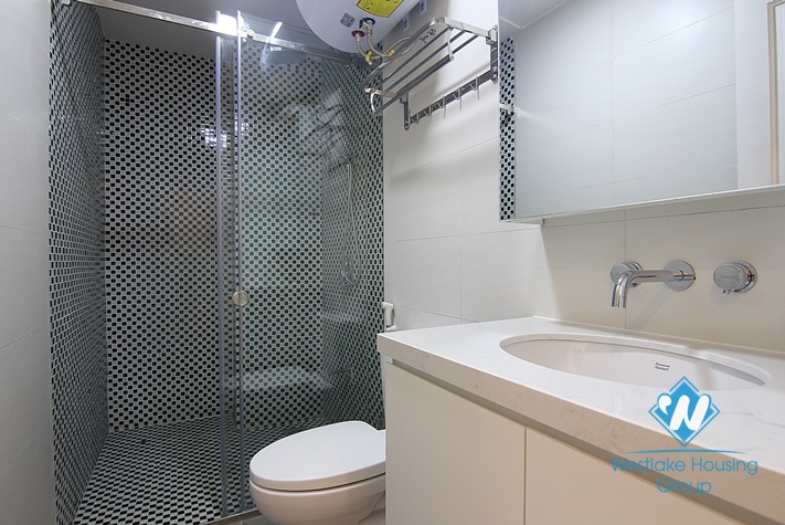 Lake view and modern apartment for rent in Tay Ho district 