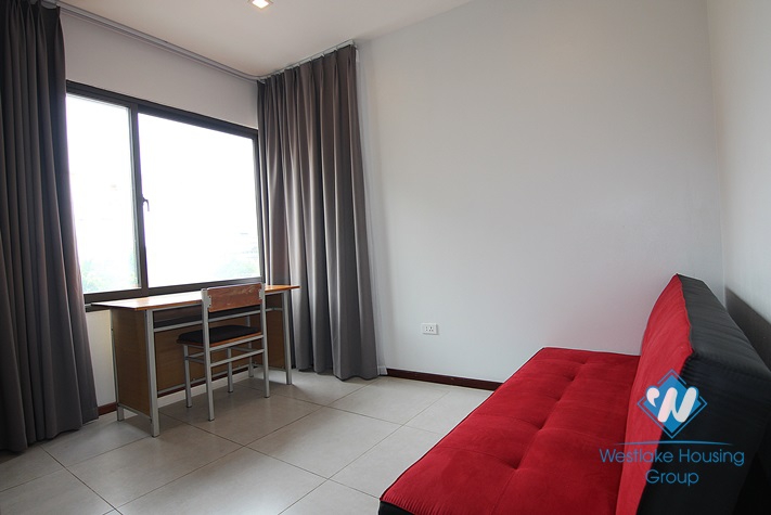 1 bedroom and 1 reading room apartment for rent in Tay Ho, Hanoi.