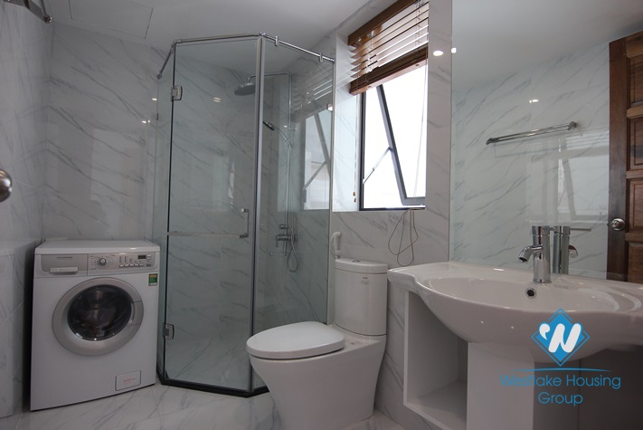 Lake view studio apartment for rent in Tay Ho area, Hanoi. 
