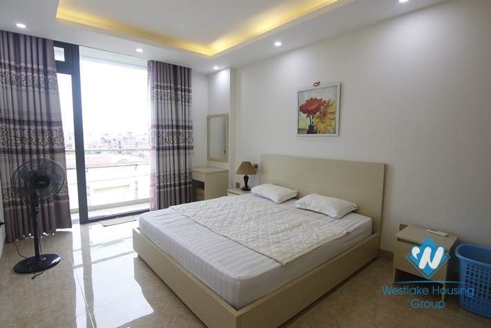 High floor apartment with Water Park view for rent in Tay Ho.