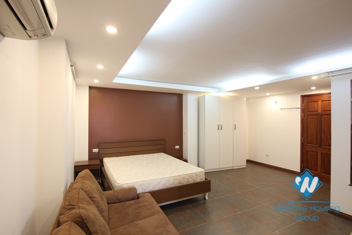 Lake view one bedroom apartment for rent in Tay Ho district 