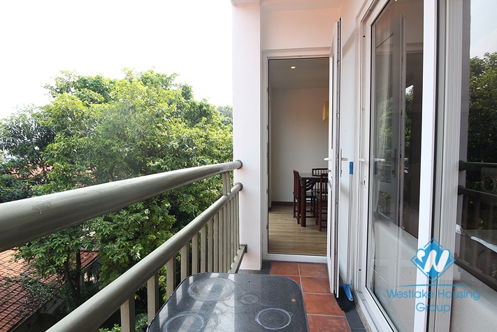 02 bedroom apartment in a quiet alley on Dang Thai Mai street, Tay Ho district, Hanoi