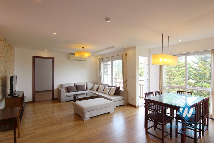 02 bedroom apartment in a quiet alley on Dang Thai Mai street, Tay Ho district, Hanoi