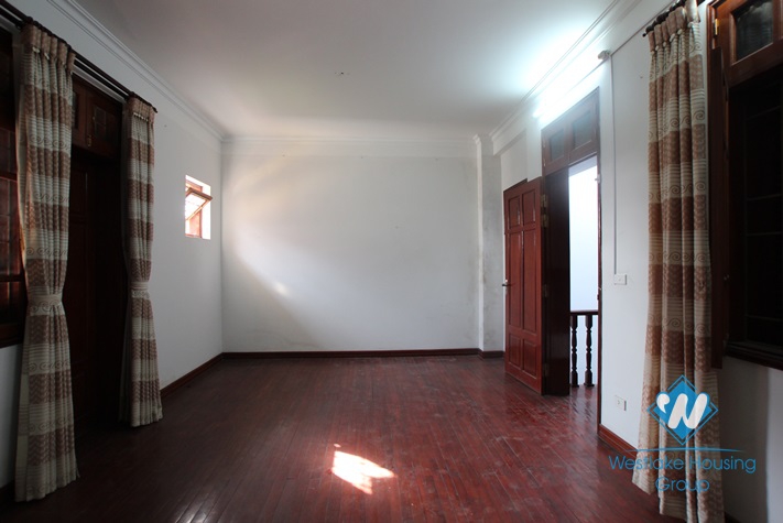 Fully-furnished house for rent in Dan Thai Mai st, tay Ho, Ha Noi