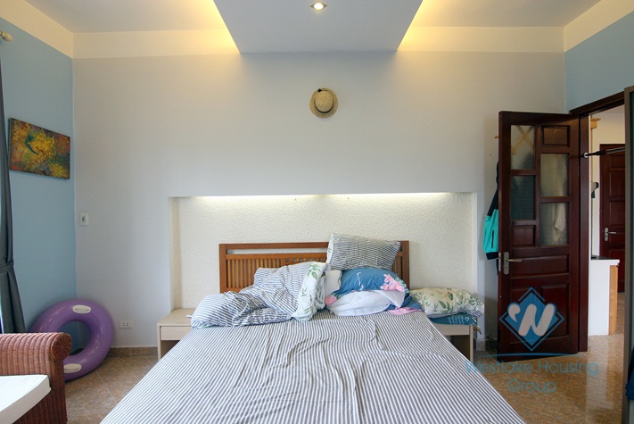 Apartment near Sheraton hotel Tay Ho for rent.
