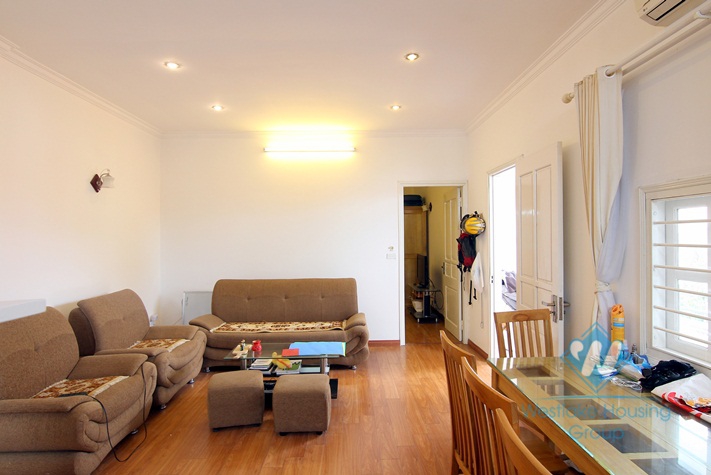 One bedroom in top floor with outside space in Tay Ho,Hanoi.