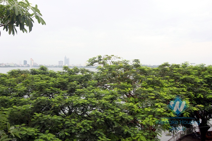 Spacious studio with lakeview for rent in Tay Ho, Hanoi.