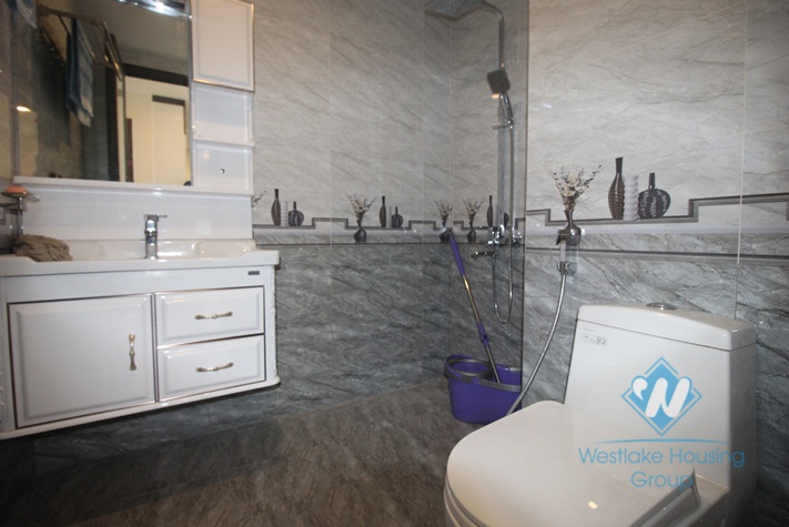 Furnished apartment with 02 bedrooms for rent in Lac Hong building.